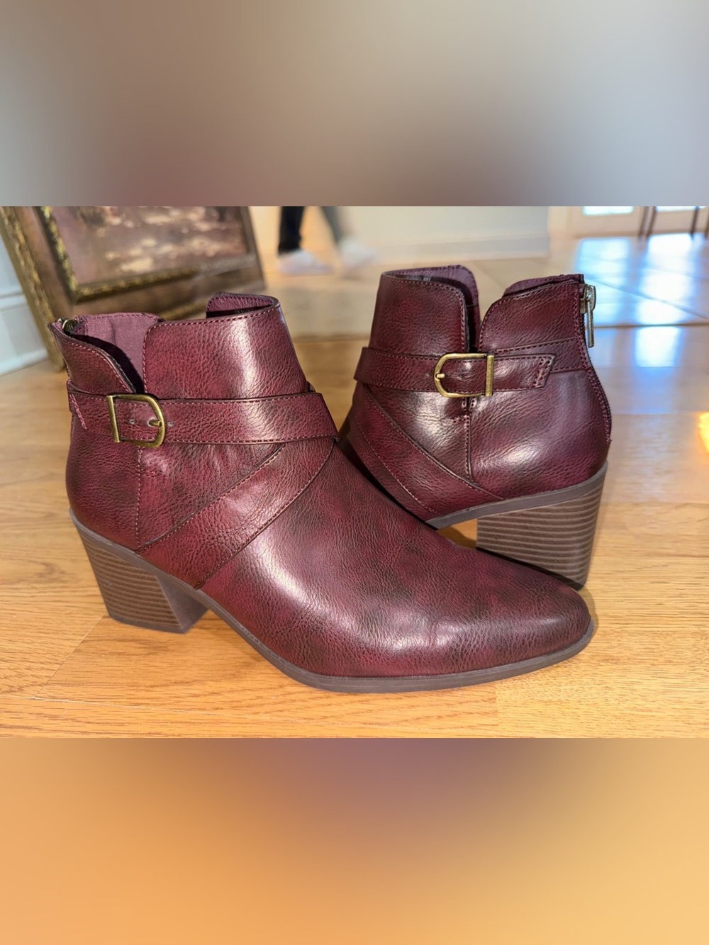 FRYE AND CO. Burgundy Leather Ankle Booties with Buckle Strap